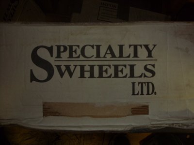 ROAD WHEELS & 413 010.JPG