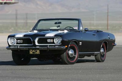 mopp_0804_cuda_01_z-69_hemi_cuda_convertible-.jpg