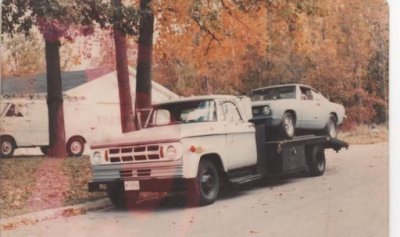 68 Cuda scans 013.jpg