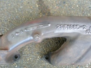Manifolds 440 & Exhaust 012 (Small).JPG Manifolds 440 & Exhaust 012 (Small).JPG