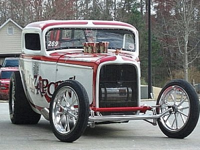 32 Ford 3 window Inj. Altered.jpg