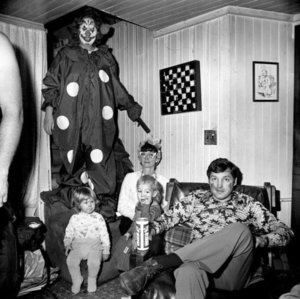 clowns-vintage-pictures-crazy.jpg