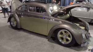 VW-Beetle-with-a-Mid-Engine-Buick-V8-01-620x349.jpg