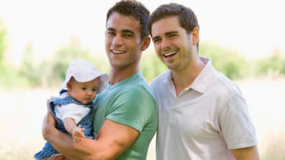892218-two-dads-with-baby_0.jpg