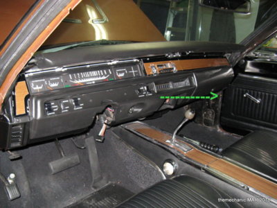 Restored dash MAY 2013-007.JPG Restored dash MAY 2013-007.JPG