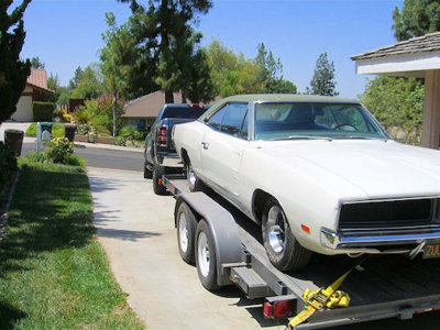 Loading3.jpg Loading3.jpg