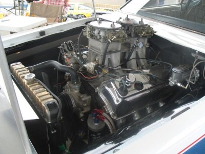 Carlisle 2009--426 Hemi Engine-Stiles's Cuda.jpg