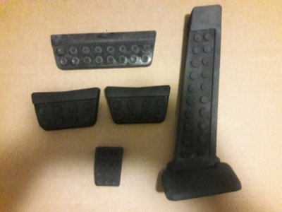 62_65_B_Body_Pedal_Pads_1A.jpg