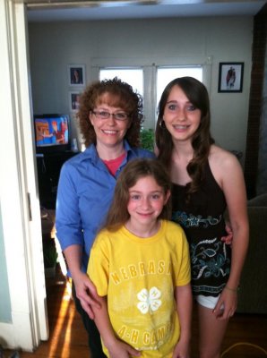 jen & girls.jpg