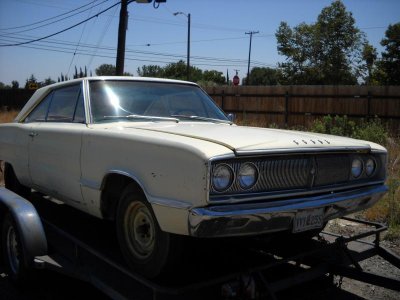 67 Dodge Coronet 009.jpg