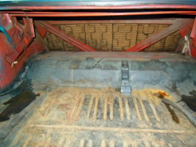 RR center inner trunk 1.jpg RR center inner trunk 1.jpg
