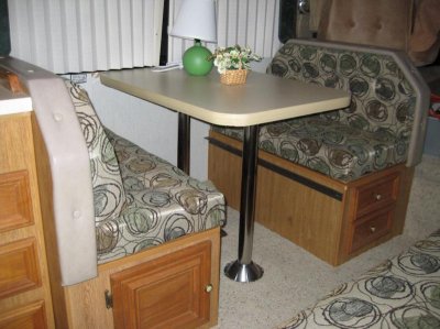 DINETTE.jpg
