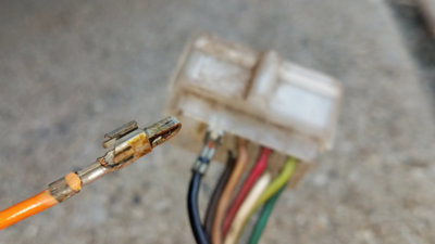 20180814_125416_Steering_Column_Wiring.jpg