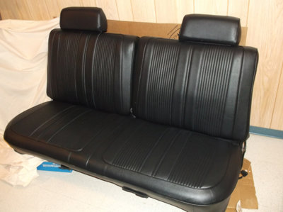 bench seat.JPG bench seat.JPG