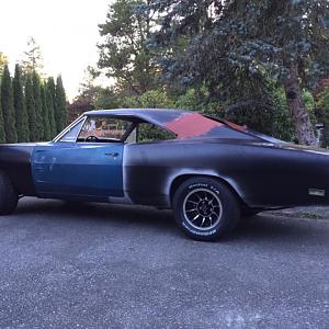 69/70 Charger