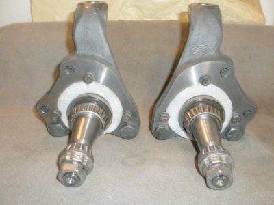 Shields Prop Valve Spindles 009 (Small).JPG Shields Prop Valve Spindles 009 (Small).JPG