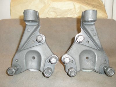 Shields Prop Valve Spindles 010 (Small).JPG Shields Prop Valve Spindles 010 (Small).JPG