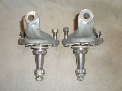 Shields Prop Valve Spindles 013 (Small).JPG Shields Prop Valve Spindles 013 (Small).JPG