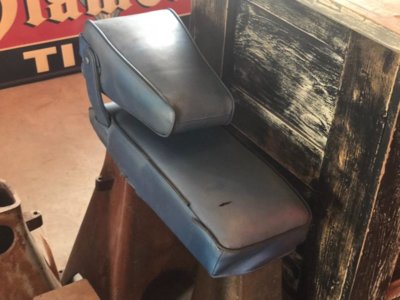 buddy seat2.jpg