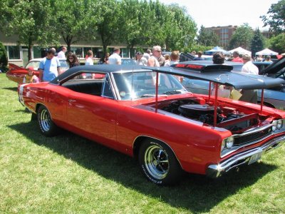 1969-sic-pack-dodge-coronet-super-bee.jpg