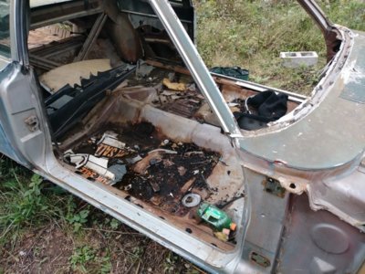 1015181325e.jpg 1015181325e.jpg