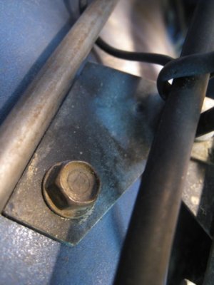 heatercontrolbolt.JPG heatercontrolbolt.JPG