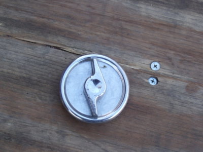 wagon gas cap 001.JPG