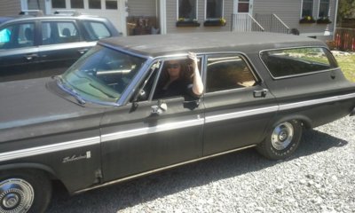 creep wagon2.jpg creep wagon2.jpg