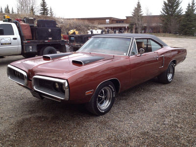 1970-Dodge-Coronet-440-Hardtop-2-Door-440-engine-1.jpg