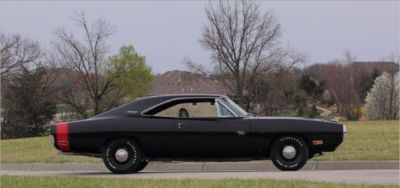 1970-dodge-charger-rt-v-code-440-six-pack-black-tx9-1-of-4-made-rare-1.jpg