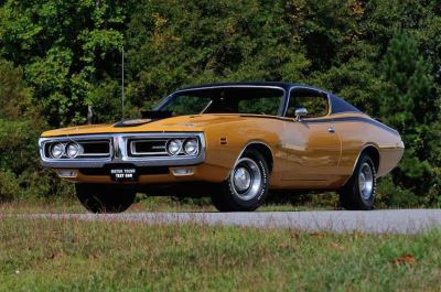 1971_Dodge_Hemi_Super_Bee.jpg