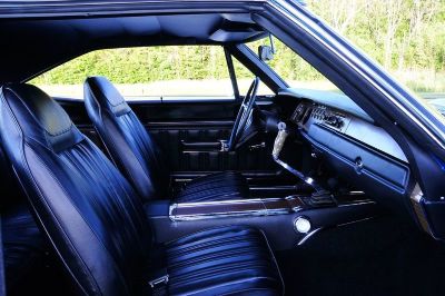 1970_dodge_super_bee_interior.jpg