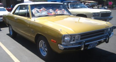 1972-dodge-dart-swinger1.jpg