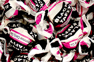 aityD-1475519221-5987-list_items-50scandy_blacktaffy.png aityD-1475519221-5987-list_items-50scandy_blacktaffy.png