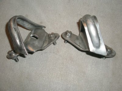 Mount Brackets Sway Bar 012 (Small).JPG Mount Brackets Sway Bar 012 (Small).JPG