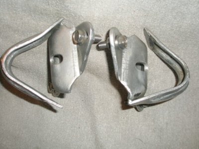 Mount Brackets Sway Bar 013 (Small).JPG Mount Brackets Sway Bar 013 (Small).JPG