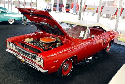 1969_dodge_hemi_super_bee.jpg