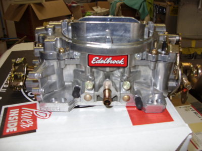 EDELBROCK CARB 001.JPG