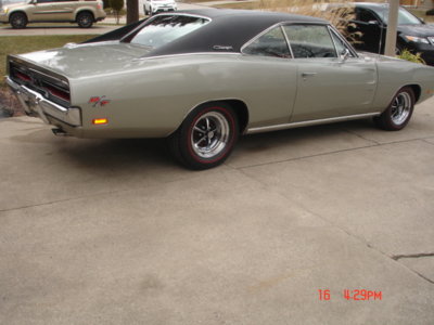 Charger complete (9).JPG Charger complete (9).JPG