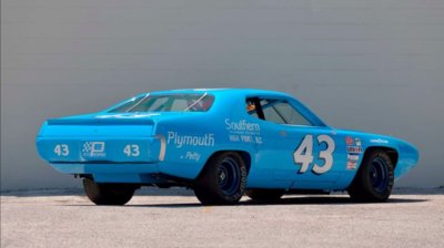 1971-Plymouth-Road-Runner-3.jpg