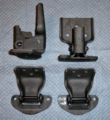 71-73hinge.JPG