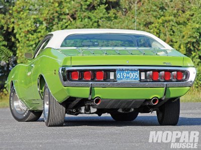 mopp_1001_05_+1971_dodge_charger_383+rear_view.jpg