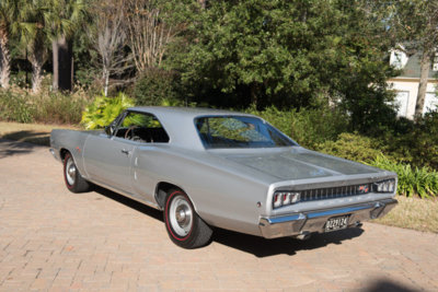 rear qtr 68 Hemi.jpg