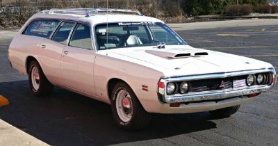 71-Dodge-Coronet-wagon-1-e1488297156253-630x331.jpg