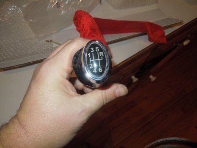 pistol grip hurst console DSCN61330106.JPG