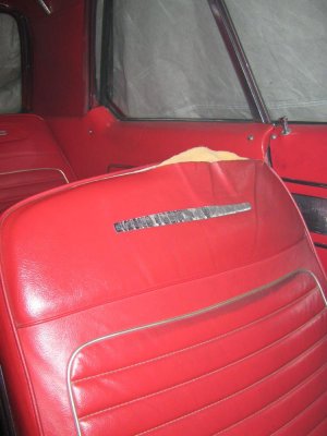 seats 002.jpg