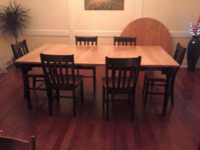 heatherstableandchairs2a.jpg heatherstableandchairs2a.jpg