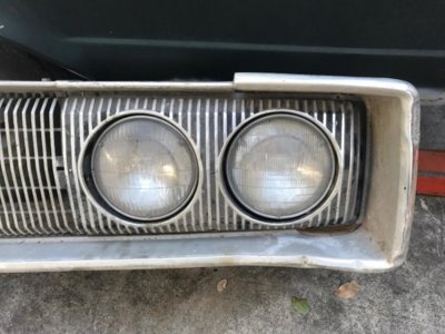 67 grille 4.JPG