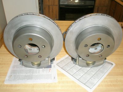 75 Imperial REAR Disc Brakes 024 (Small).JPG 75 Imperial REAR Disc Brakes 024 (Small).JPG