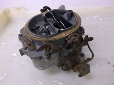 69 383 2 bbl carb.jpg